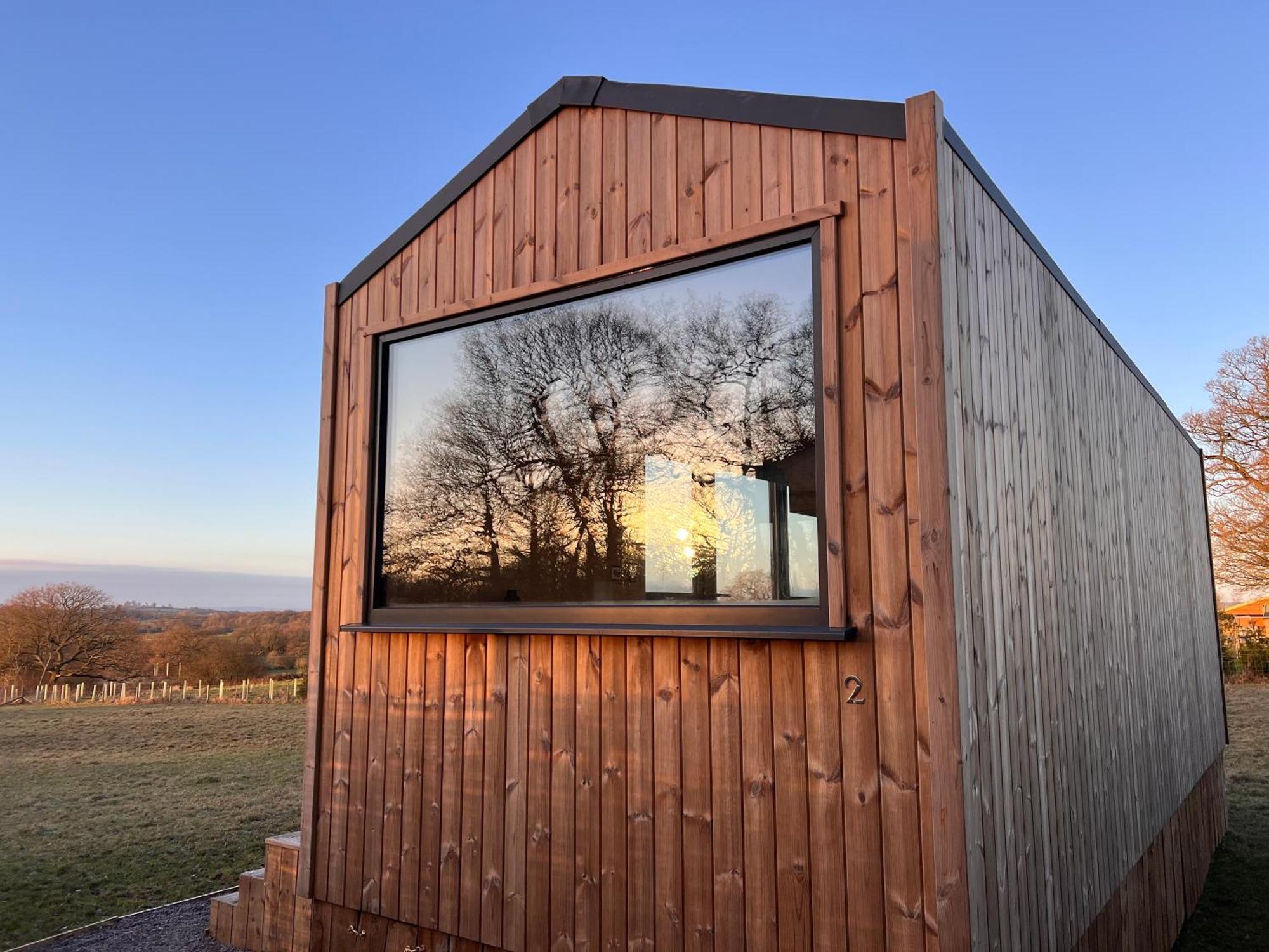 Beautiful Cabins In Herefordshire Countryside Экстерьер фото